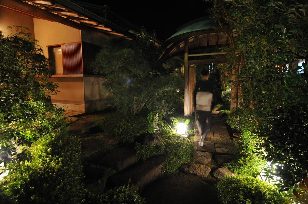 Atamisekitei Annex Sakuragaokasaryo Hotell Atami  Eksteriør bilde